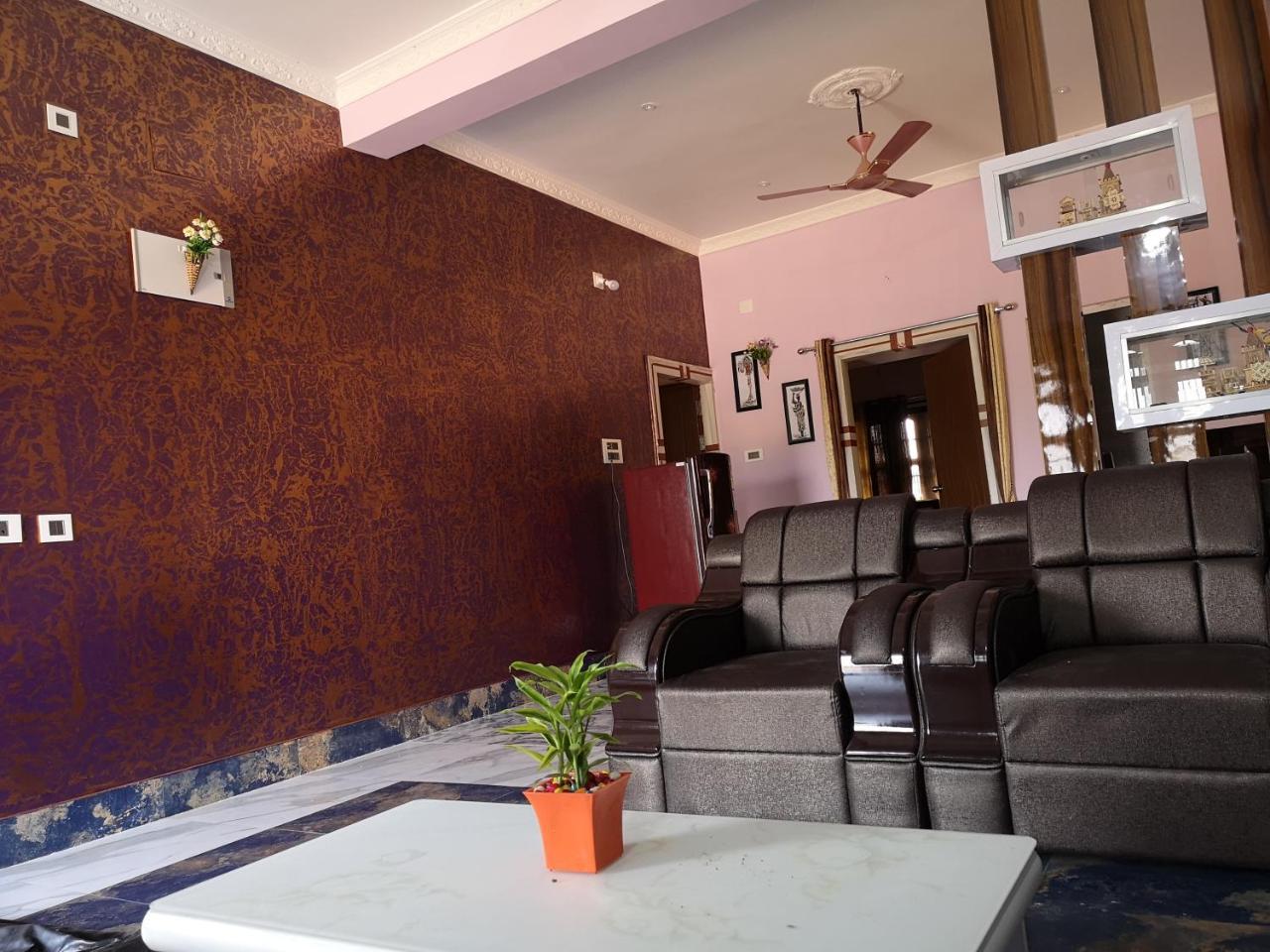 Chairosana Mansion Bhubaneswar Exterior photo